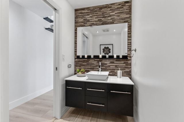 22052 Martella Avenue, Boca Raton, FL 33433