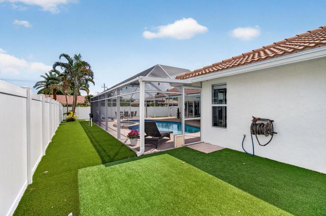 22052 Martella Avenue, Boca Raton, FL 33433