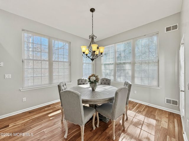 1 Bay Hill Road, Jackson, NJ 08527