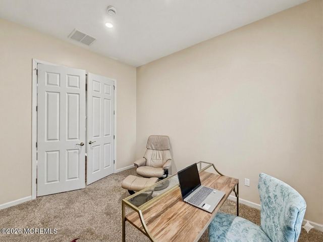 1 Bay Hill Road, Jackson, NJ 08527