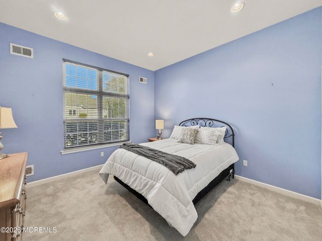 1 Bay Hill Road, Jackson, NJ 08527