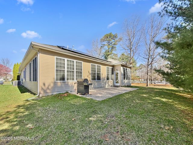 1 Bay Hill Road, Jackson, NJ 08527