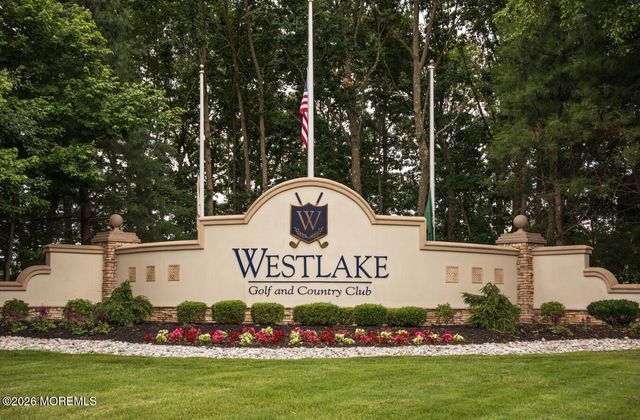 1 Bay Hill Road, Jackson, NJ 08527