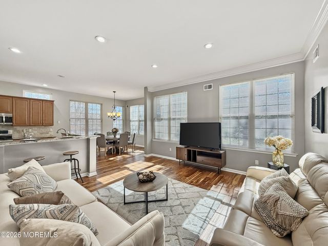 1 Bay Hill Road, Jackson, NJ 08527