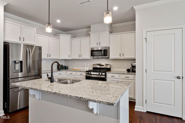 200 Hidden Run Lane, Holly Springs, NC 27540