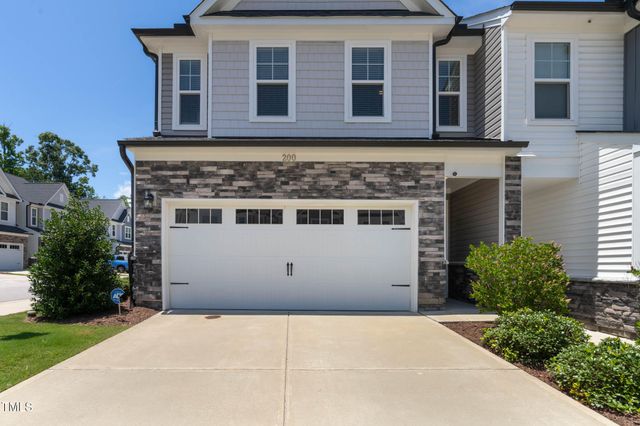 200 Hidden Run Lane, Holly Springs, NC 27540