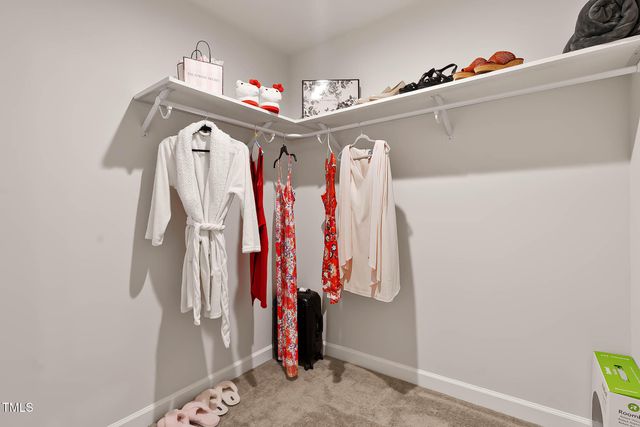 200 Hidden Run Lane, Holly Springs, NC 27540