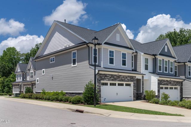 200 Hidden Run Lane, Holly Springs, NC 27540