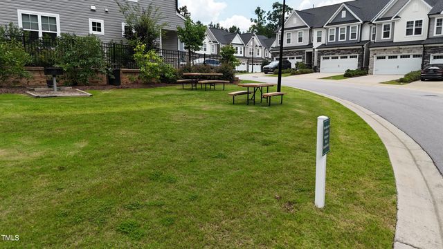 200 Hidden Run Lane, Holly Springs, NC 27540