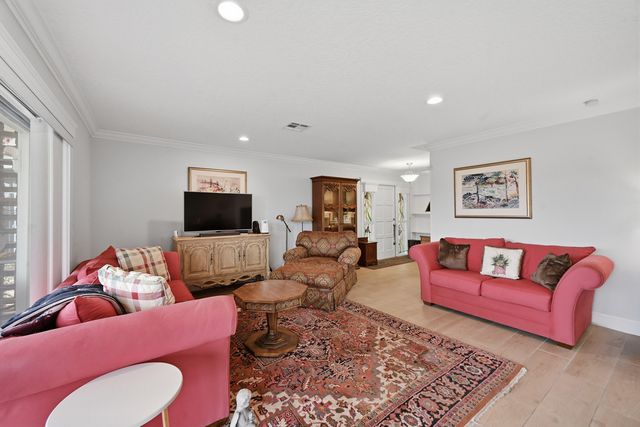 324 Orange Tree Drive 4, Atlantis, FL 33462