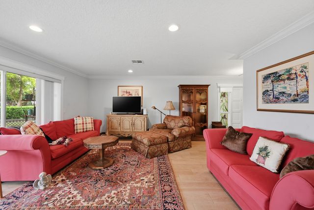 324 Orange Tree Drive 4, Atlantis, FL 33462