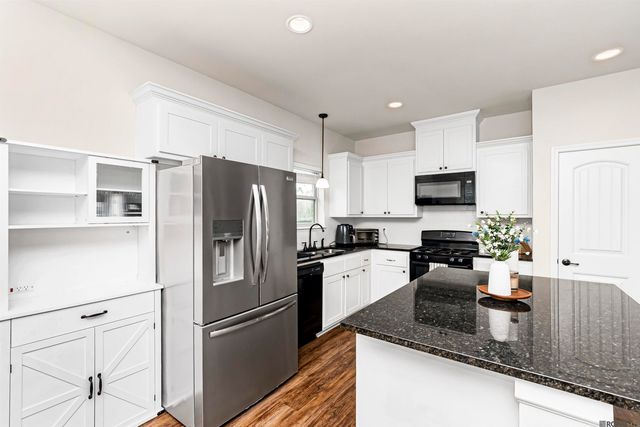 4715 E Sunset Loop, Addis, LA 70710