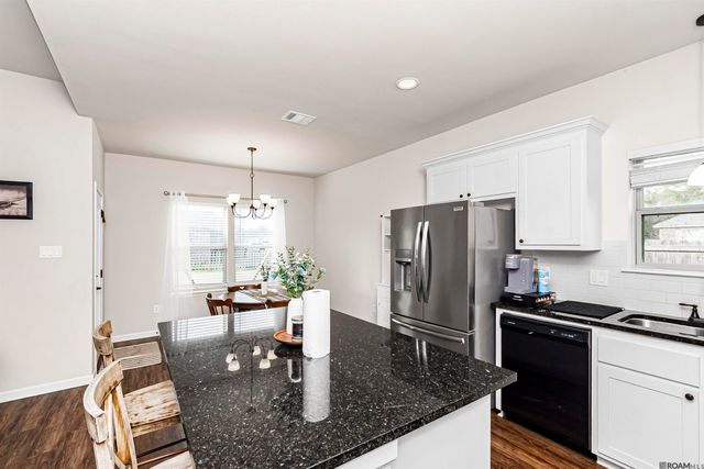 4715 E Sunset Loop, Addis, LA 70710