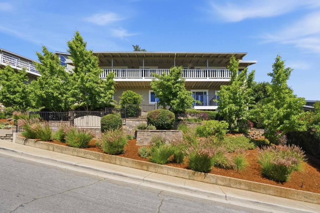 Image 61 of property listing at 545 Bonnie View Court, Morgan Hill, CA 95037