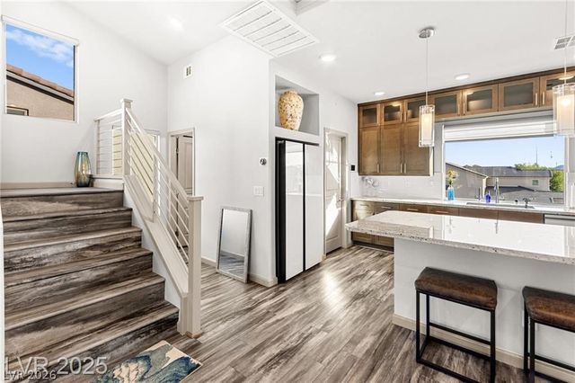 8011 Haywood Estate Avenue, Las Vegas, NV 89113