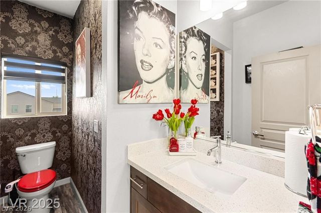 8011 Haywood Estate Avenue, Las Vegas, NV 89113