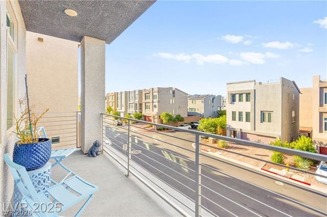 8011 Haywood Estate Avenue, Las Vegas, NV 89113