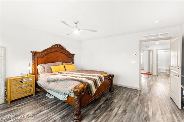 8011 Haywood Estate Avenue, Las Vegas, NV 89113