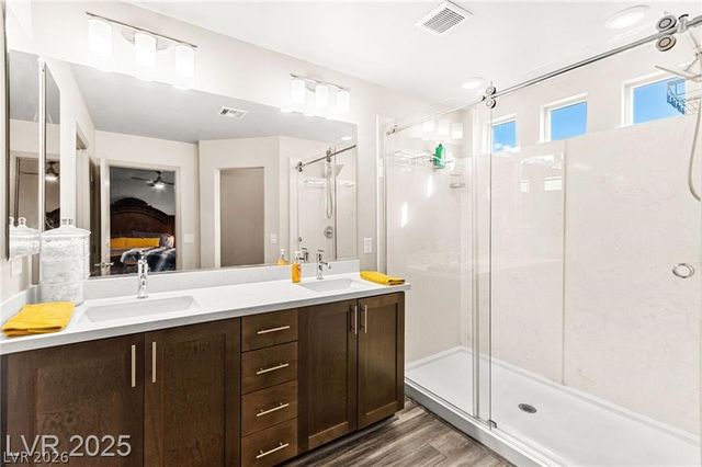 8011 Haywood Estate Avenue, Las Vegas, NV 89113