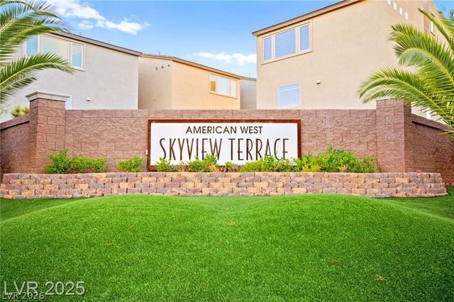 8011 Haywood Estate Avenue, Las Vegas, NV 89113