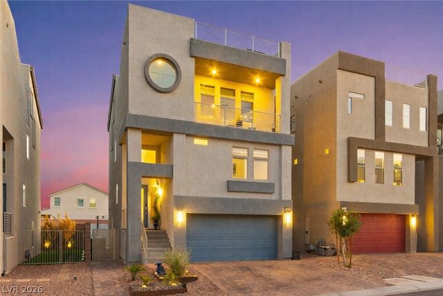 8011 Haywood Estate Avenue, Las Vegas, NV 89113