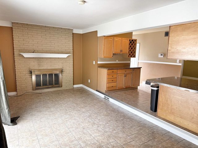 20525 Shores Street, Saint Clair Shores, MI 48080