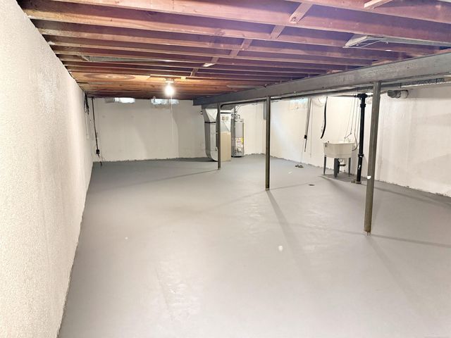 20525 Shores Street, Saint Clair Shores, MI 48080