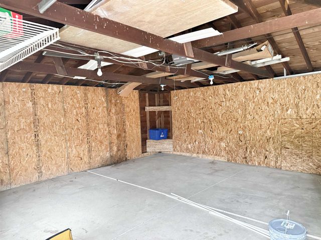 20525 Shores Street, Saint Clair Shores, MI 48080