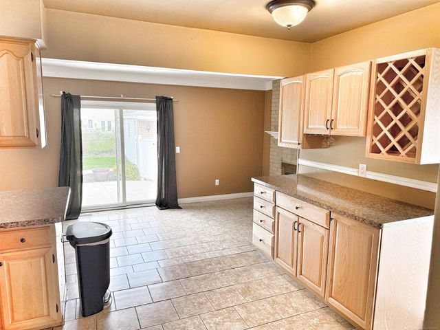 20525 Shores Street, Saint Clair Shores, MI 48080