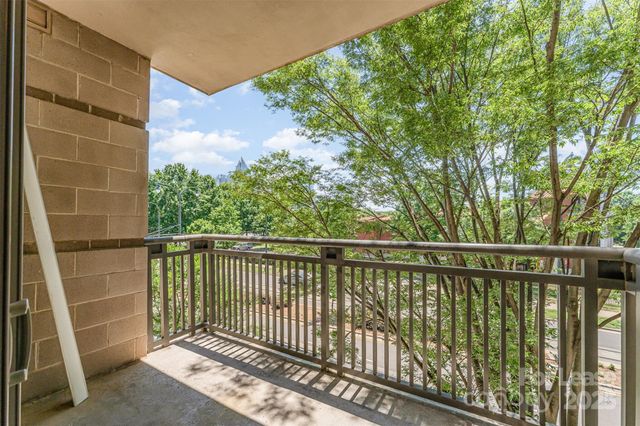 718 W Trade Street 314, Charlotte, NC 28202