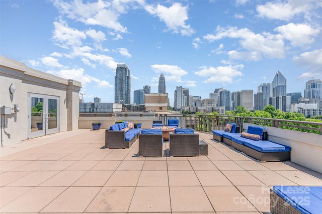 718 W Trade Street 314, Charlotte, NC 28202