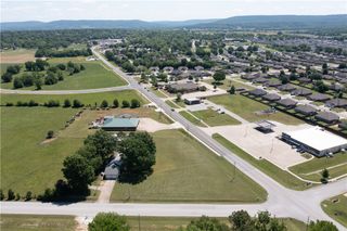 291 S Industrial Park Road, Prairie Grove, AR 72753