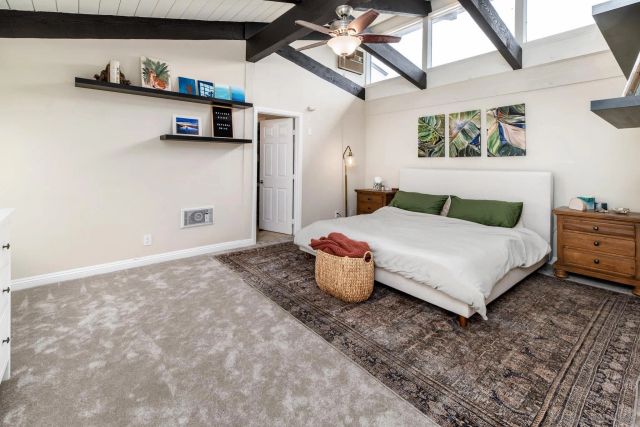 2544 Navarra Dr 4, Carlsbad, CA 92009