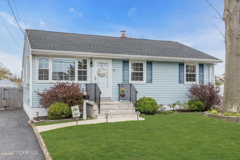 30 Brown Avenue, Hazlet, NJ 07730