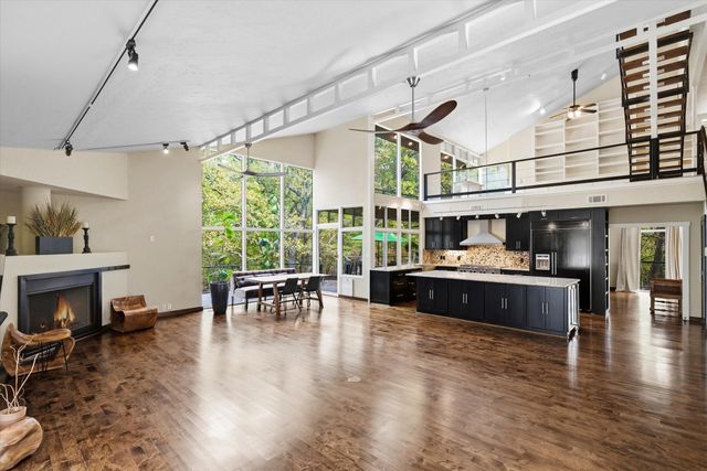 10461 County Road 2460, Poetry, TX 75160