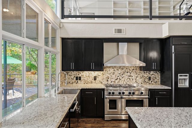 10461 County Road 2460, Poetry, TX 75160