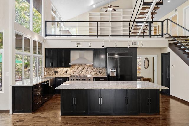 10461 County Road 2460, Poetry, TX 75160