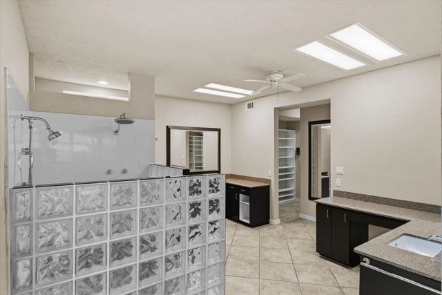 10461 County Road 2460, Poetry, TX 75160