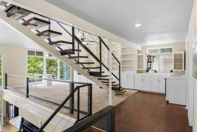 10461 County Road 2460, Poetry, TX 75160