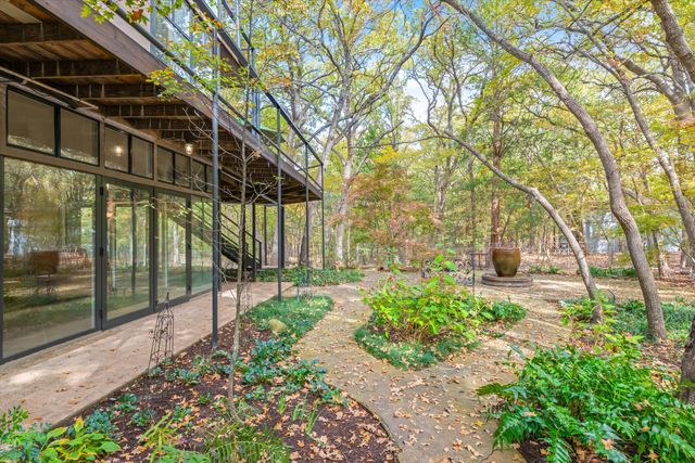 10461 County Road 2460, Poetry, TX 75160