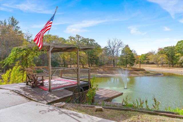 10461 County Road 2460, Poetry, TX 75160