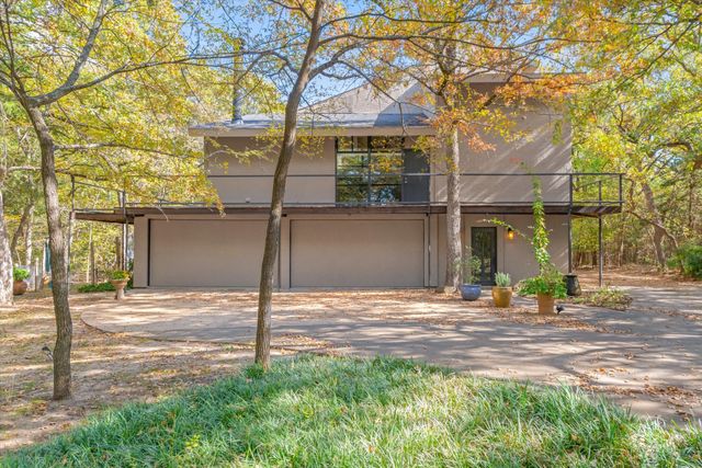 10461 County Road 2460, Poetry, TX 75160