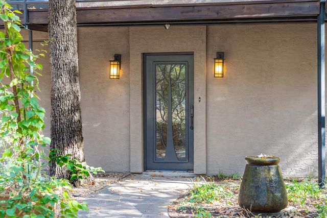 10461 County Road 2460, Poetry, TX 75160