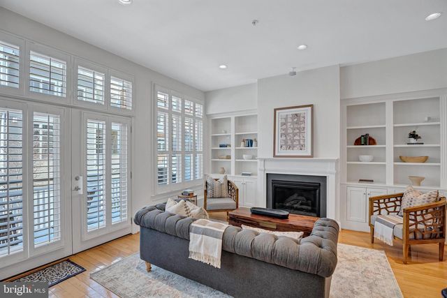 1820 CARPENTER RD, Alexandria, VA 22314