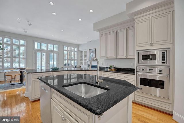 1820 CARPENTER RD, Alexandria, VA 22314