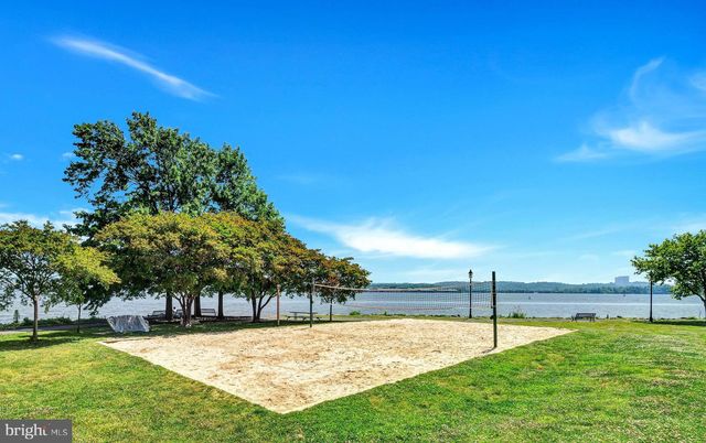 1820 CARPENTER RD, Alexandria, VA 22314