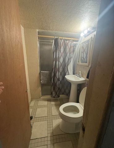 207 Garcia Road NE, Albuquerque, NM 87113