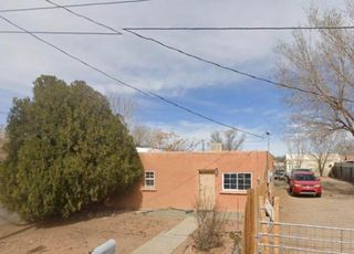 207 Garcia Road NE, Albuquerque, NM 87113