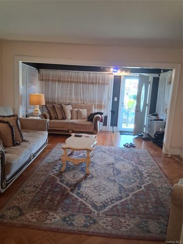 221-30 103rd Avenue, Queens Village, NY 11429