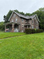 442 N Croton Ave, New Castle, PA 16101